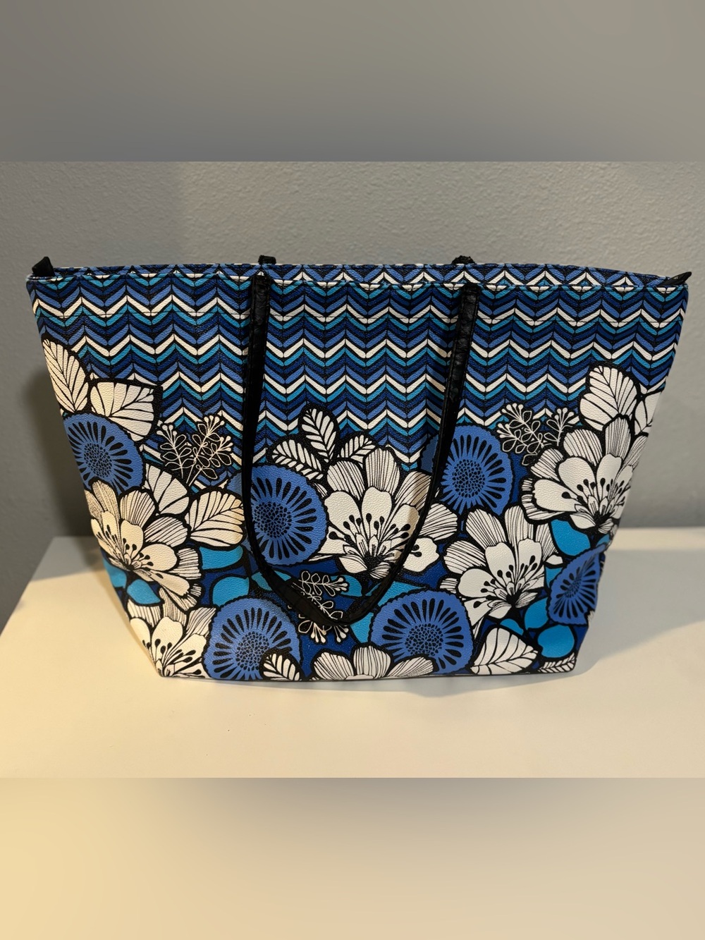 Vera Bradley Pattern Play Tote featuring the retired "Blue Bayou" print